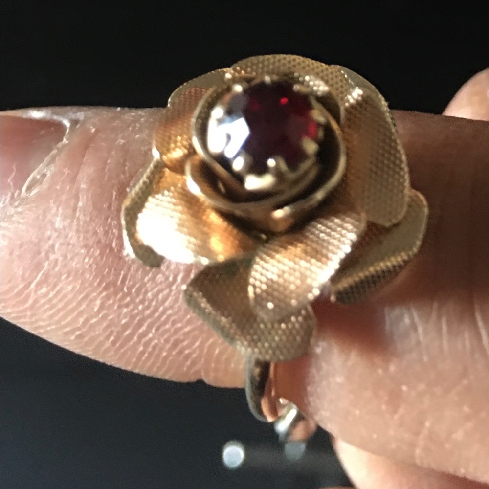 Ruby rose flower ring